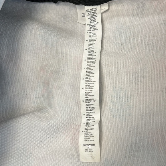 VANS Realm Floral Canvas Backpack - design collaboration with ASPCA - Picture 12 of 16